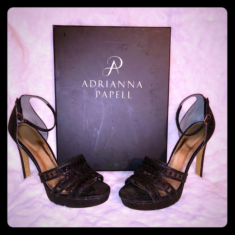 Adrianna Papell Platform Heel